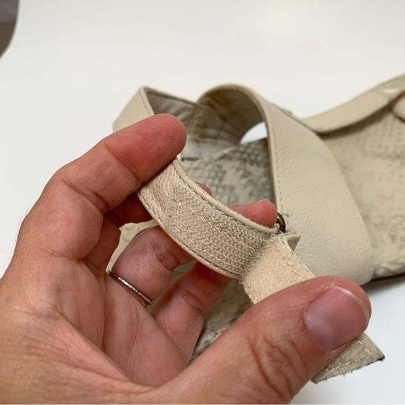 Vionic Tala Light Beige Slingback Thong Sandal. Size 8.5 - Picture 4 of 12